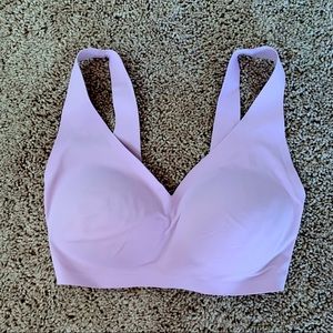 NWOT Victoria’s Secret Bra lavender size 32DD